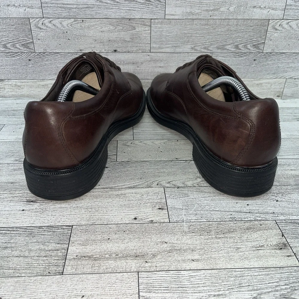 Rockport look polished
